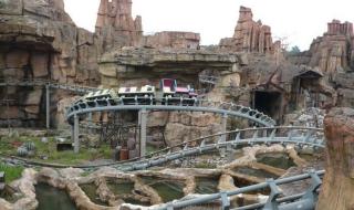 欢乐谷离哪个高铁站近 深圳欢乐谷地图